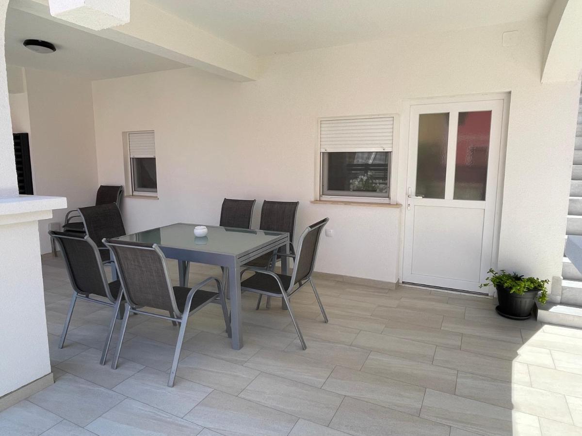 ויר Apartmenthouse Ines מראה חיצוני תמונה