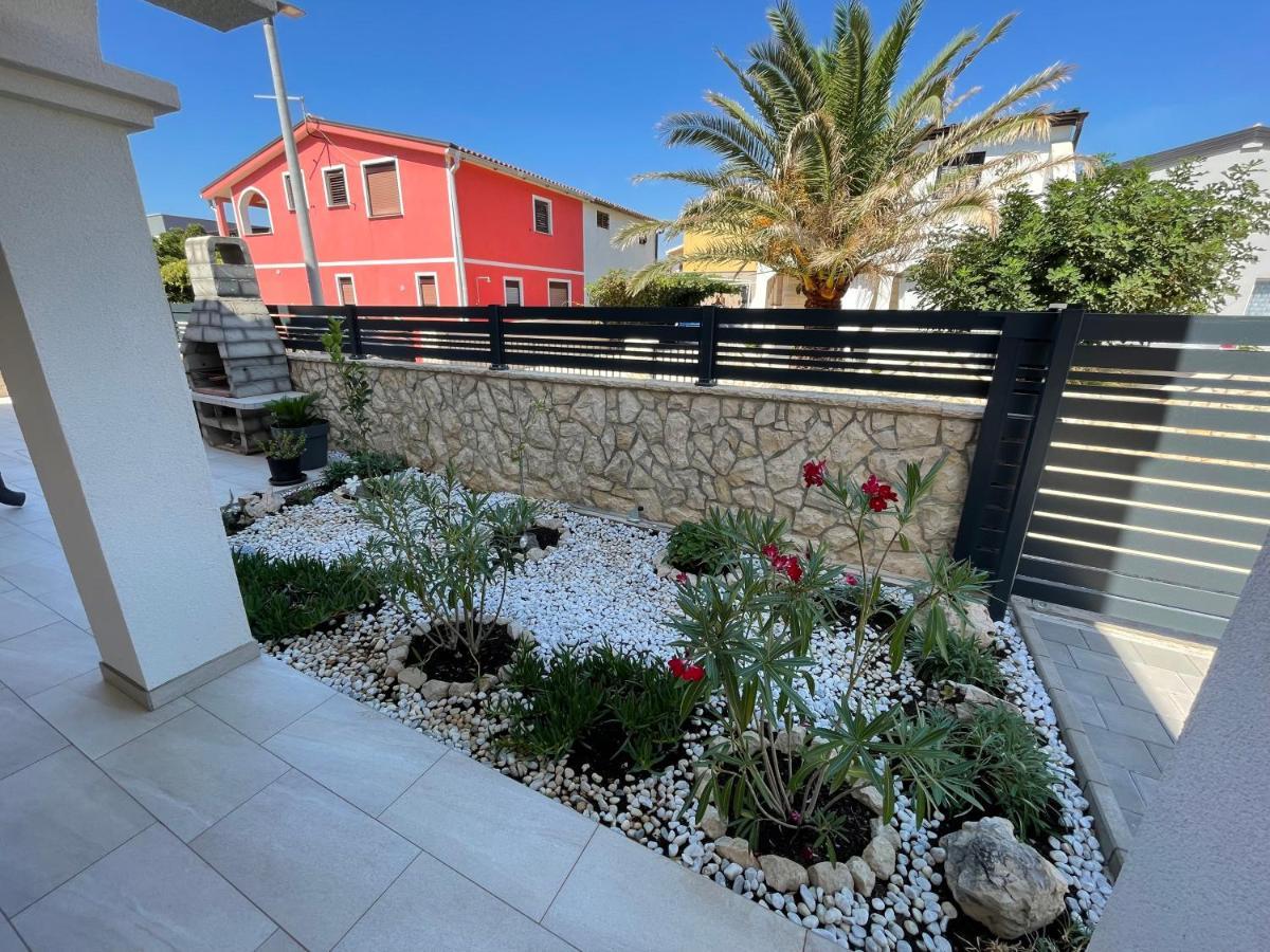 ויר Apartmenthouse Ines מראה חיצוני תמונה
