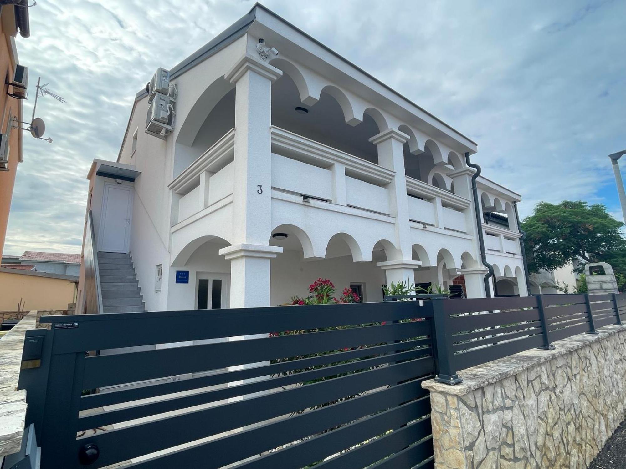 ויר Apartmenthouse Ines מראה חיצוני תמונה
