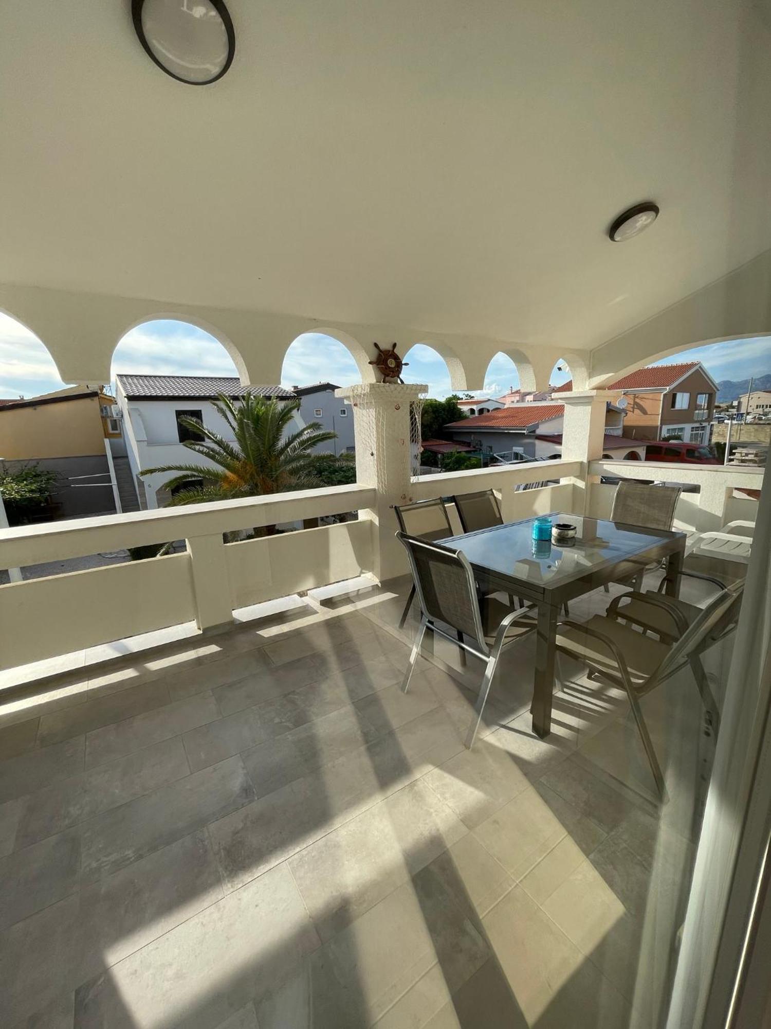 ויר Apartmenthouse Ines מראה חיצוני תמונה
