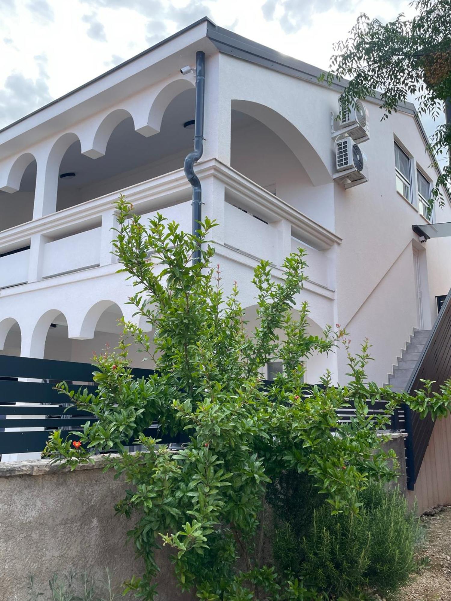 ויר Apartmenthouse Ines מראה חיצוני תמונה