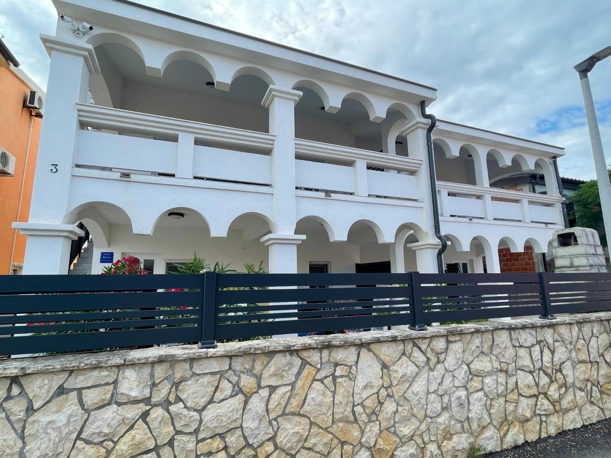 ויר Apartmenthouse Ines מראה חיצוני תמונה